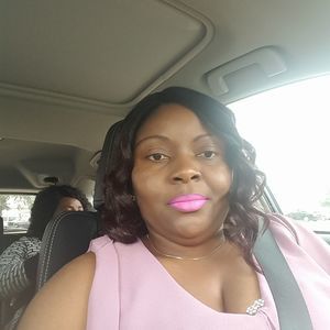 Meet your Posher, Favor